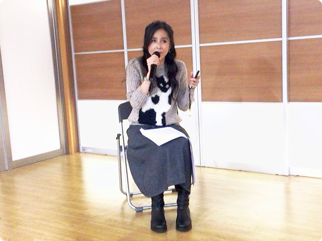 飼う前に考えよう　理事長杉本彩