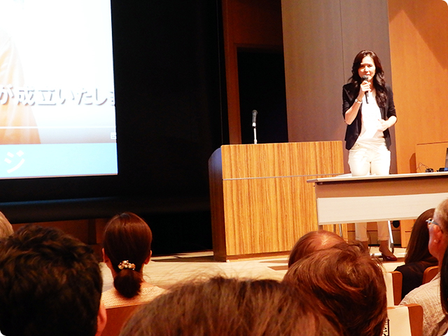 Eva 理事長 杉本彩