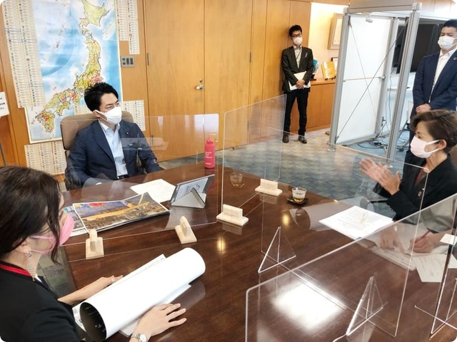 小泉進次郎環境大臣 面談