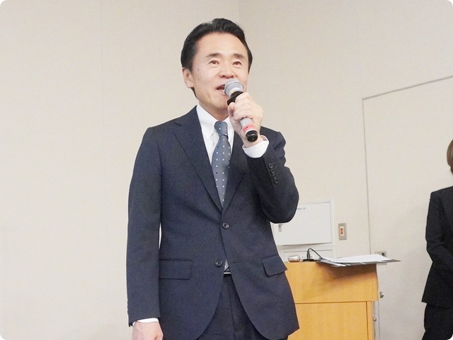 参議院議員（共産）井上哲士様